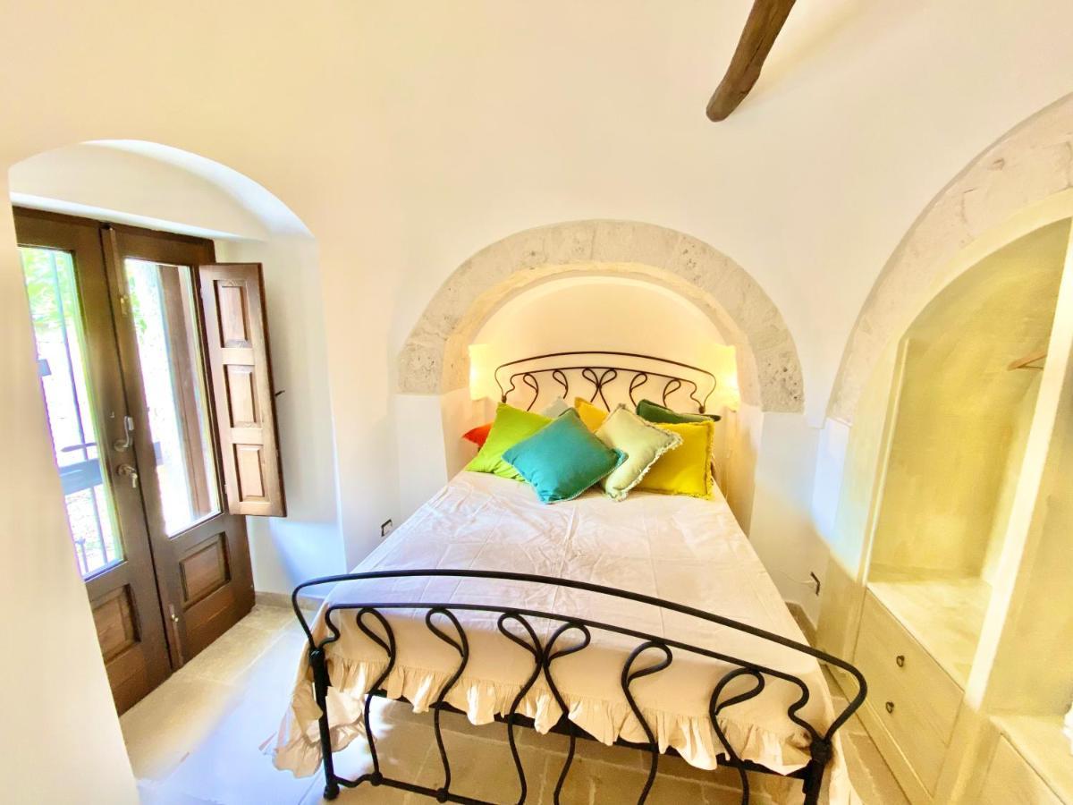 Trullo Serendipity อัลเบโรเบลโล ภายนอก รูปภาพ